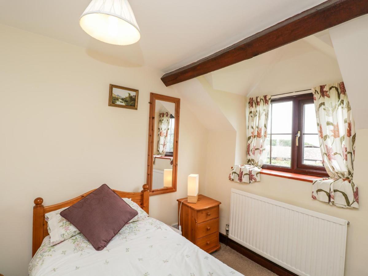 Lawn Farm Cottage Γκλόστερ Εξωτερικό φωτογραφία
